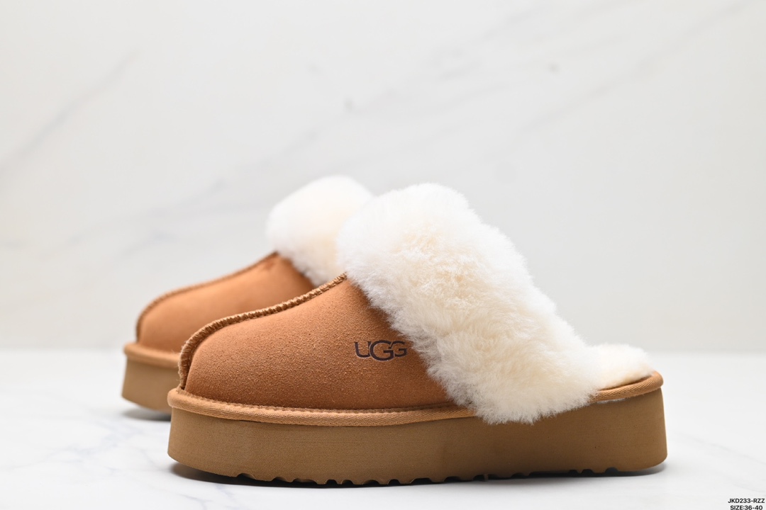 Ugg Sandals